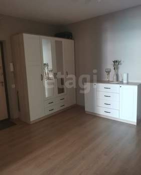 2-к квартира, вторичка, 61м2, 17/20 этаж
