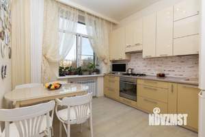 3-к квартира, вторичка, 88м2, 2/4 этаж