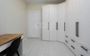 3-к квартира, вторичка, 74м2, 20/8 этаж