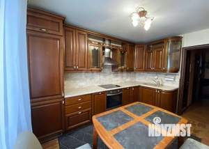 3-к квартира, вторичка, 80м2, 8/10 этаж