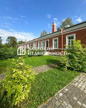 3-к квартира, вторичка, 181м2, 1/2 этаж